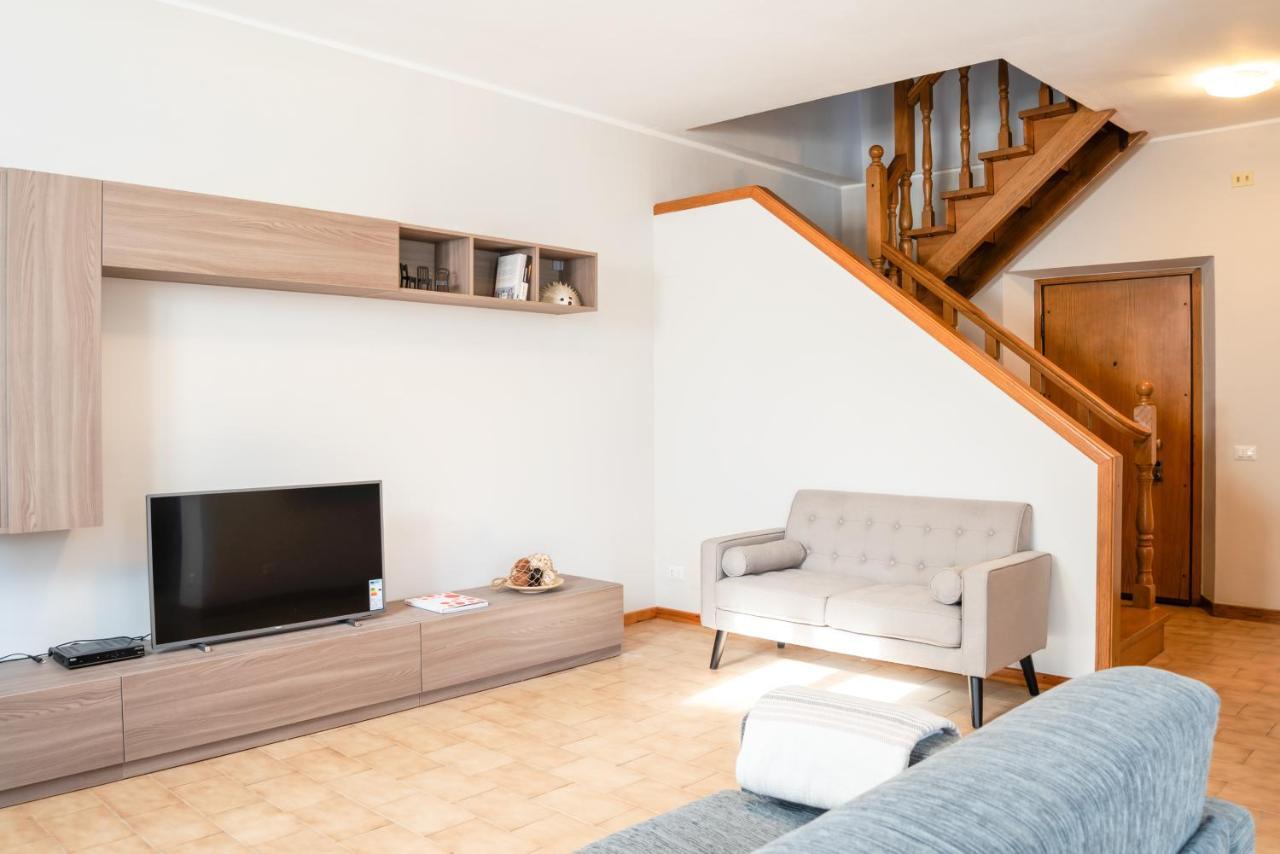 Le Tre Ninfee Di Pusiano! Free Parking Apartment Exterior photo