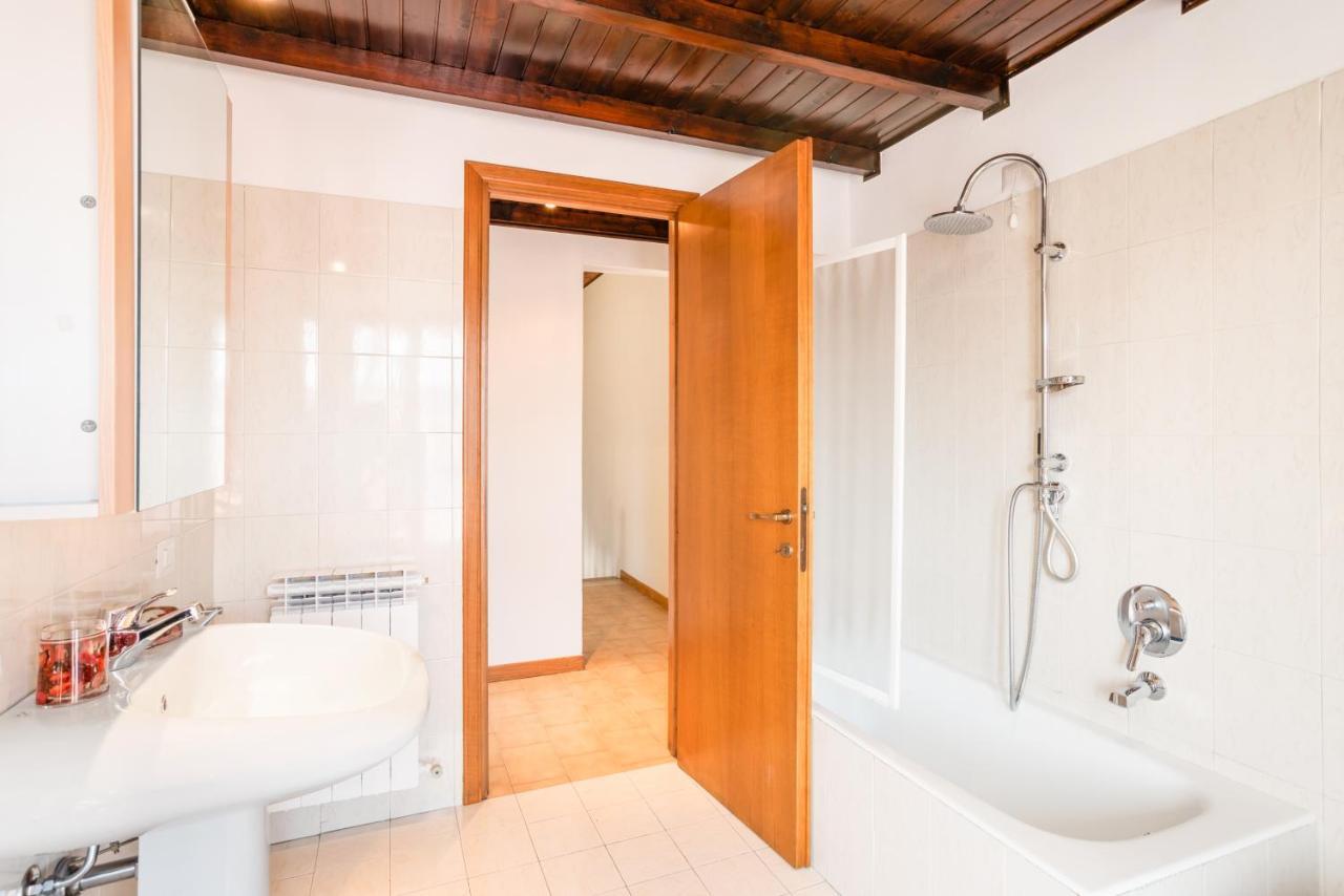 Le Tre Ninfee Di Pusiano! Free Parking Apartment Exterior photo